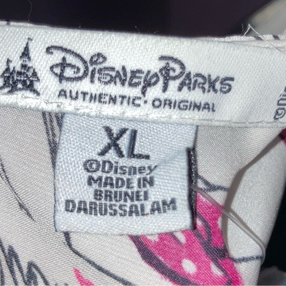 Disney Parks Minnie Mouse Top | Size xl NWT - Picture 11 of 13